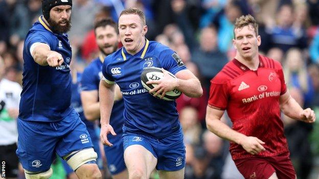 Rory O'Loughlin runs in his second Leinster try at the Aviva Stadium