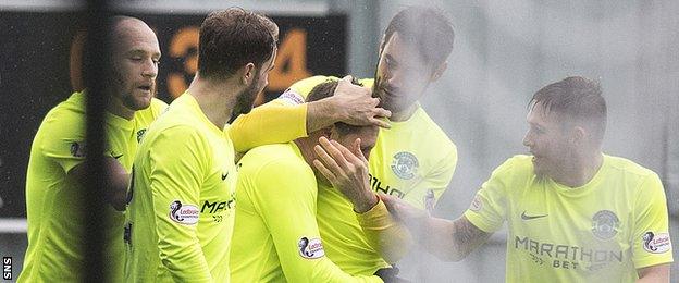 Hibernian celebrate