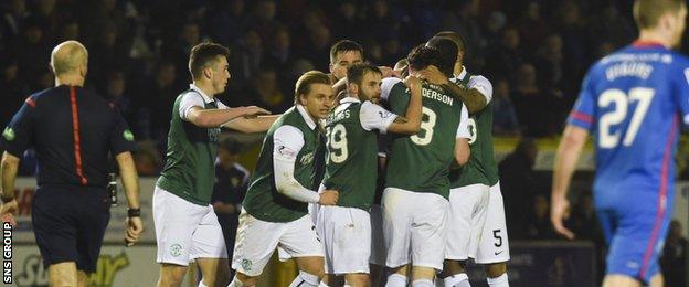 Hibs celebrate going into a 2-0 lead