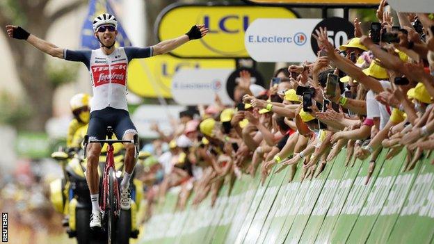 Bauke Mollema celebrates stage win