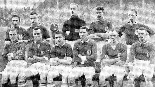 Wales team that face Scotland in 1930