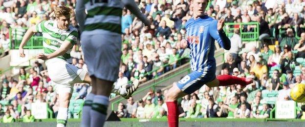 Stuart Armstrong score for Celtic