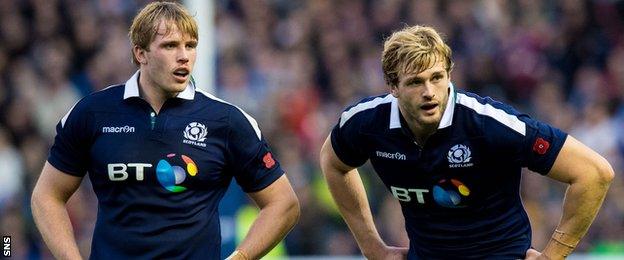 Jonny Gray and Richie Gray prepare for a restart against Australia