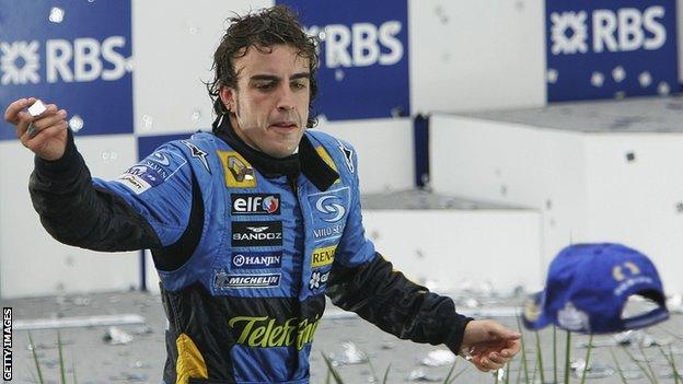 Alonso celebrates winning world title with Renault in 2005