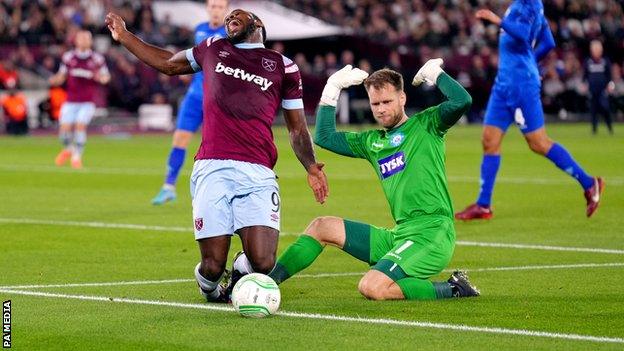 Silkeborg keeper Nicolai Larsen fouls West Ham United's Michail Antonio resulting in a penalty