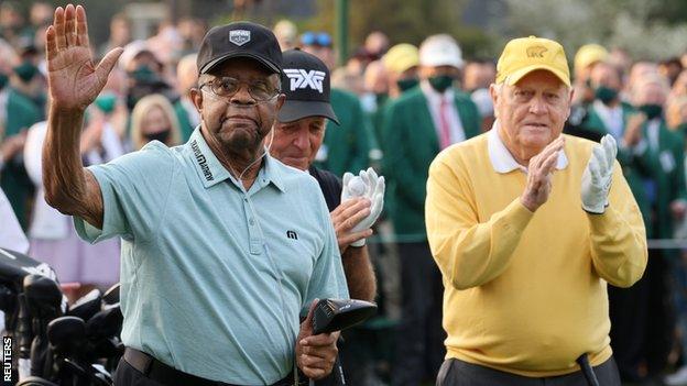 Honorary starters Lee Elder (left) and Jack Nicklaus (right) of the US with South Africa's Gary Player (centre)