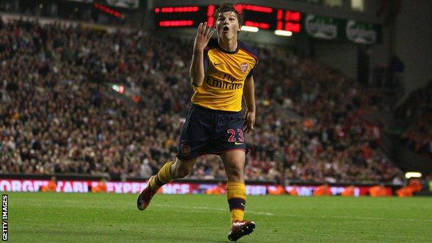 Andrey Arshavin celebrates at Anfield