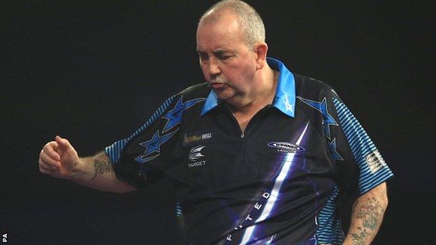 Phil Taylor shows his frustration against Jess Klaasen