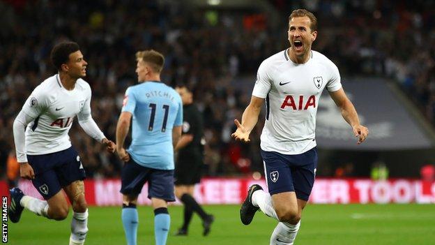 Harry Kane celebrates goal