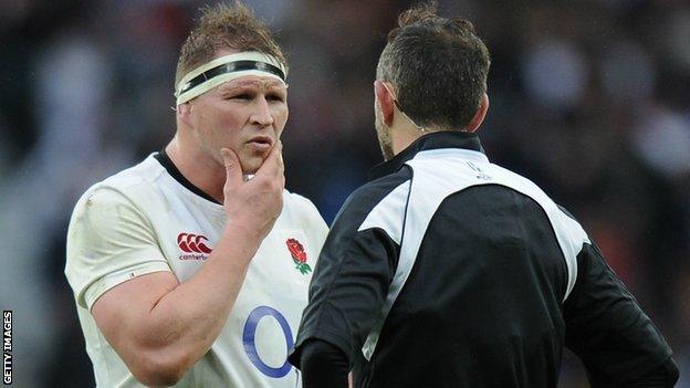 England captain Dylan Hartley and referee Romain Poite discuss Italy's controversial 'no-ruck' tactic during the 2017 Six Nations match at Twickenham