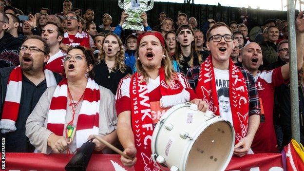 Whitehawk fans