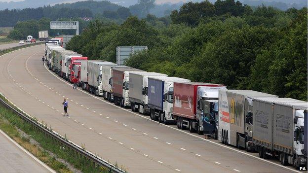 Lorries parked in Operation Stack