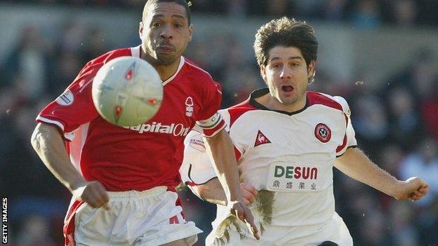 Des Walker (left) in action for Nottingham Forest