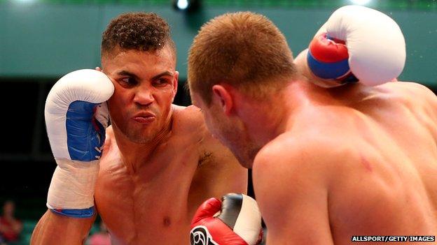 Anthony Ogogo (left)