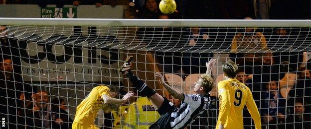 Craig Reid clears from his own line