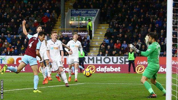 Jack Cork scores for Burnley