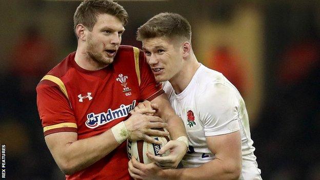 Wales fly-half Dan Biggar and England's Owen Farrell