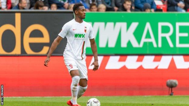 Reece Oxford playing for Augsburg