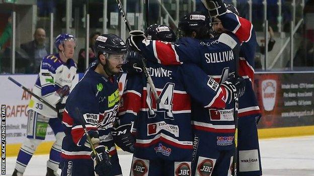 Jubilant Dundee Stars players celebrate a much needed win on Sunday