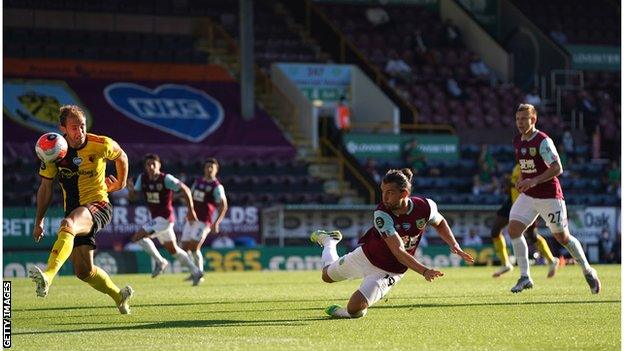 Jay Rodriguez scores