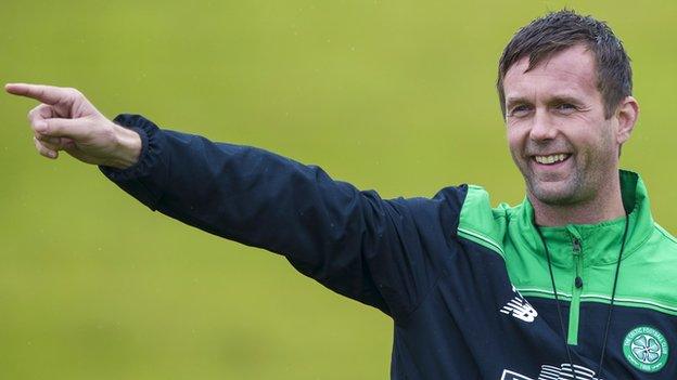 Celtic manager Ronny Deila points the way in training