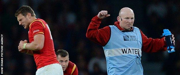 Neil Jenkins celebrates Dan Biggar's winning penalty in Wales 28-25 win over England