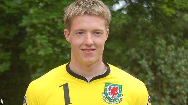 Wayne Hennessey