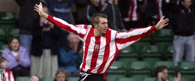 Gareth McAuley knew where the back back of the net was in his Lincoln City days, scoring 10 times in two seasons for the Imps