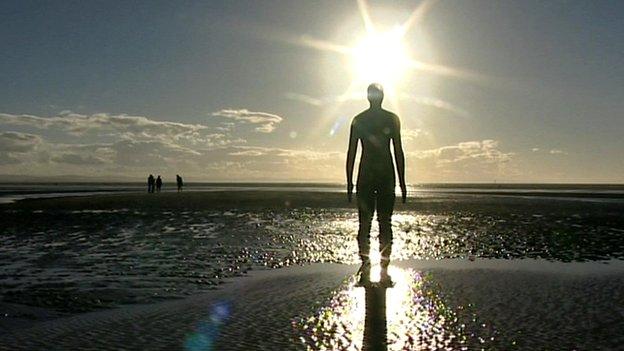 Antony Gormley statue