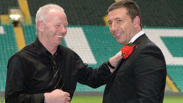 Aberdeen chairman Stewart Milne and manager Derek McInnes celebrate with the Scottish League Cup in 2014