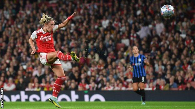 Jordan Nobbs scores a volley against Zurich