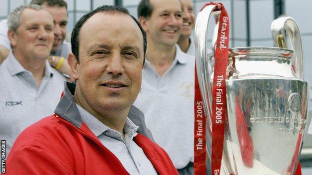 Rafa Benitez with Champions League trophy in 2005