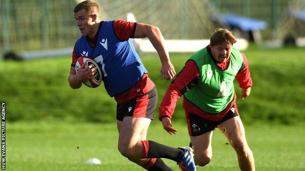 Shane Lewis-Hughes in training with Wales back-rower James Davies