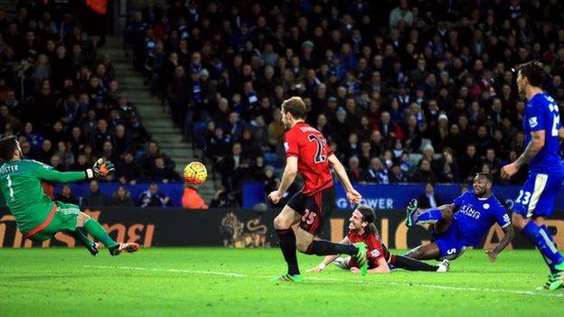 Ben Foster saves from Wes Morgan