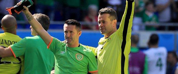 Long-serving Republic of Ireland internationals Robbie Keane and Shay Given salute the fans after the Euro 2016 defeat by France