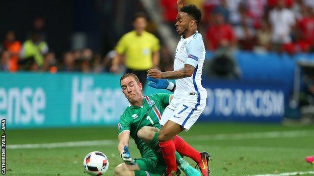 Hannes Halldorsson fouls Raheem Sterling, Euro 2016.