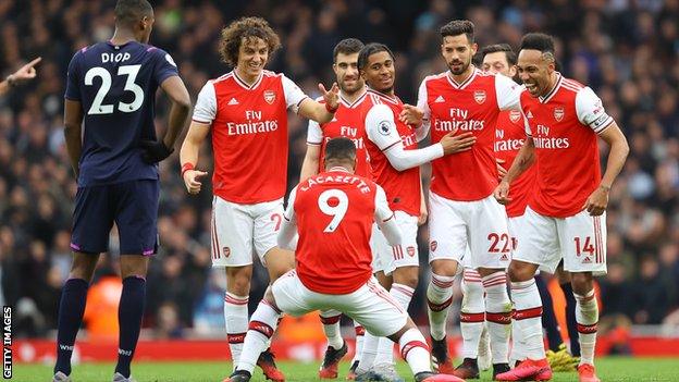 Premier league saturday sales
