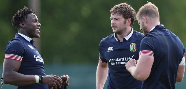 Itoje Henderson Lions