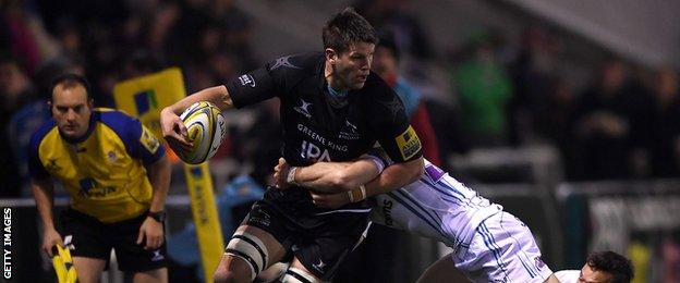 Ally Hogg in action for Newcastle Falcons