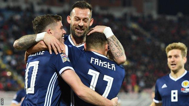 Steven Fletcher (centre) and Ryan Fraser (second right)