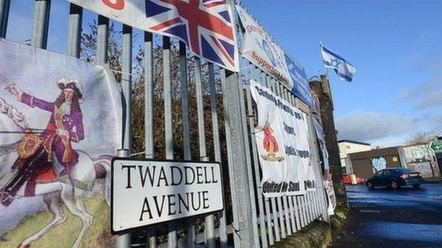 The deal would have meant an Orange parade, prevented from returning to Ligoniel in 2013, would have been completed on Friday morning.