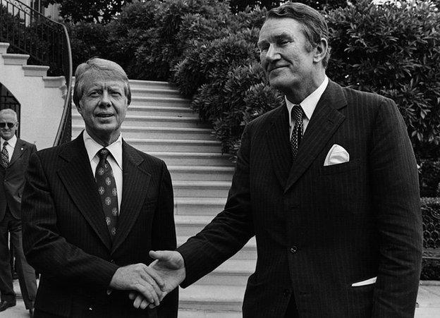 Australian Prime Minister Malcolm Fraser greets President Jimmy Carter at the White House in 1977.