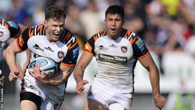 Chris Ashton in action for Leicester Tigers