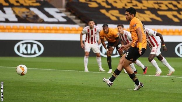 Raul Jimenez scores Wolves' opener against Olympiakos