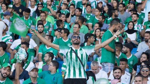 Raja Casablanca fans