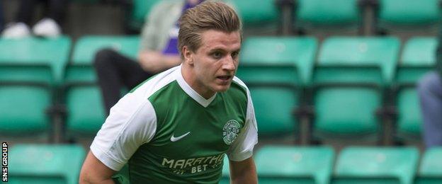 Hibernian striker Jason Cummings