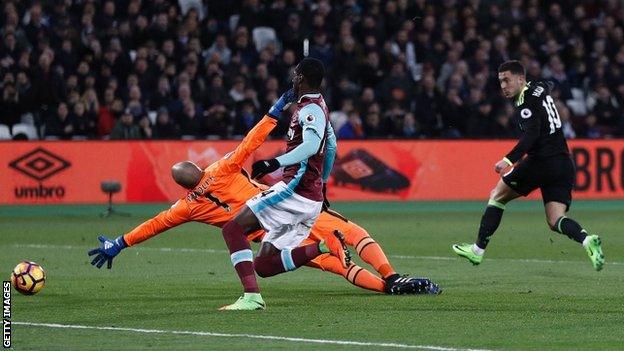 Eden Hazard scores against West Ham