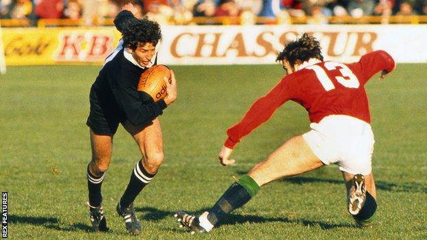 Wayne Smith side-steps the Lions' David Irwin on the 1983 Lions tour