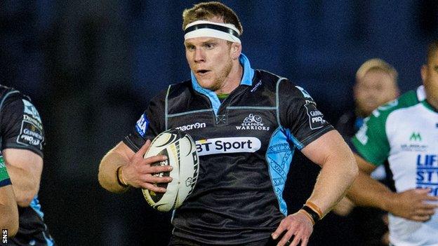 Chris Fusaro carries for Glasgow