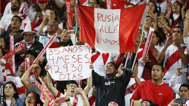 Peru fans